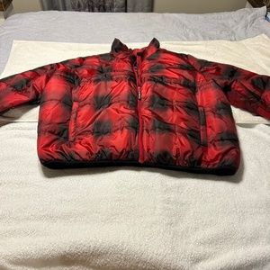 Universal thread puffer jacket